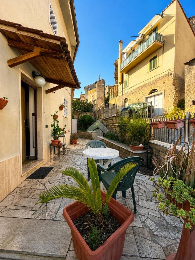 Villa in Via delle Ringhiere 88, Guidonia Montecelio — foto 5 di 5