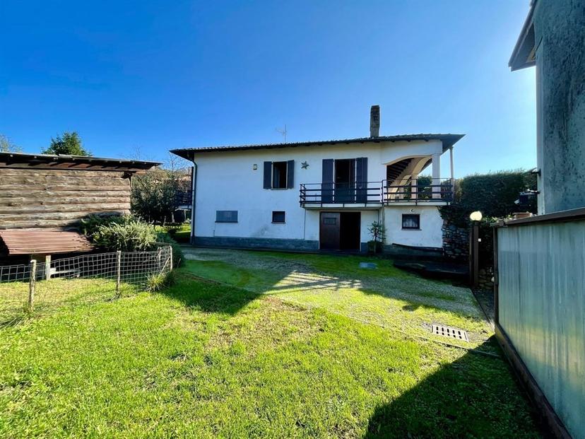 Villa in Via 1° Maggio, Azzate — foto 5 di 5