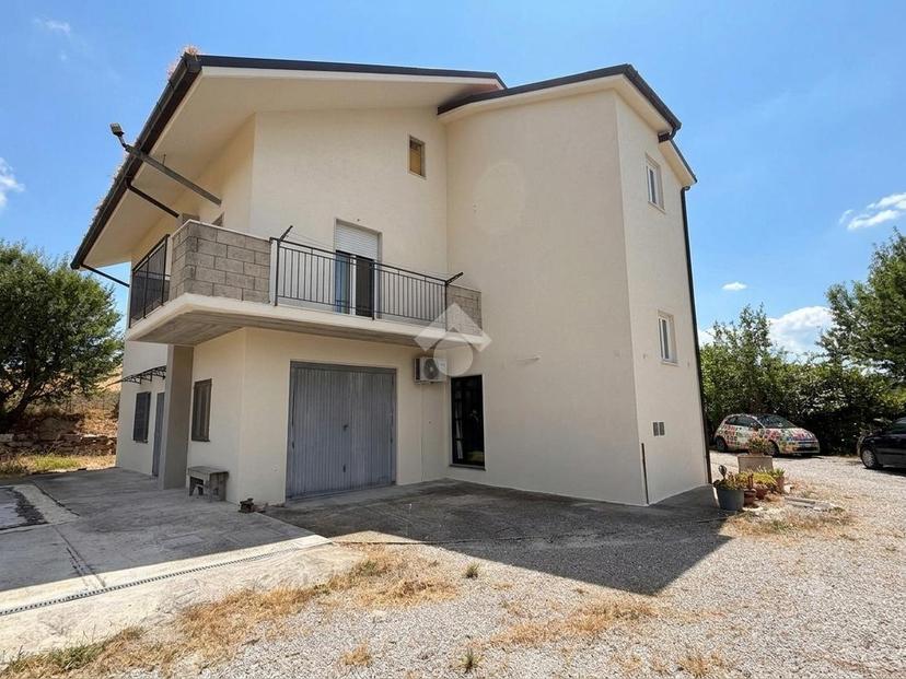 Villa in Via Fonte Ceciliana 89, Potenza — foto 4 di 5