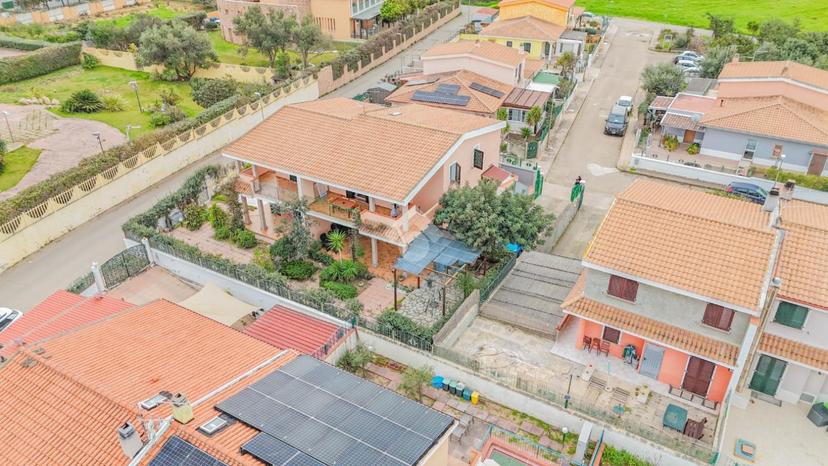 Villa in Via Sebastiano Satta 14, Valledoria — foto 3 di 5