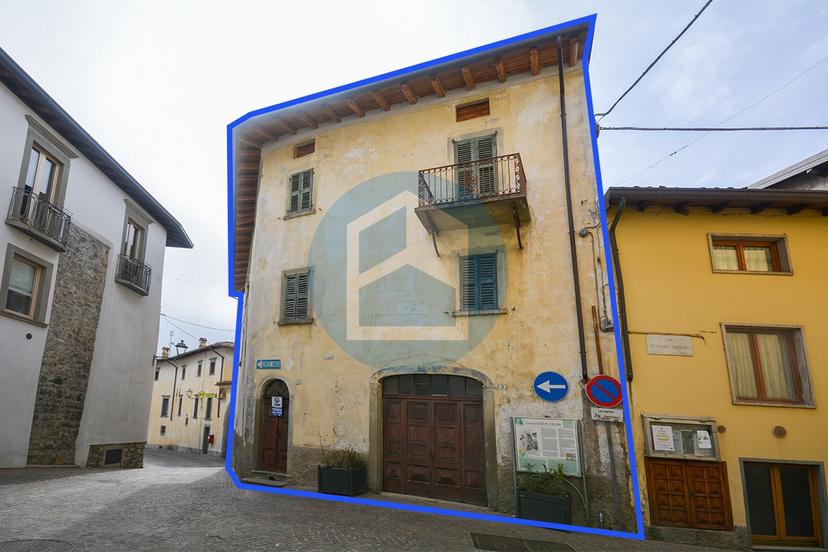 Casa indipendente in Via Canonico Domenico Giorgio 18, Solto Collina — foto 2 di 5
