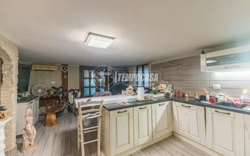 Villa a schiera in Via G. Garibaldi 3, Cisliano — foto 4 di 5