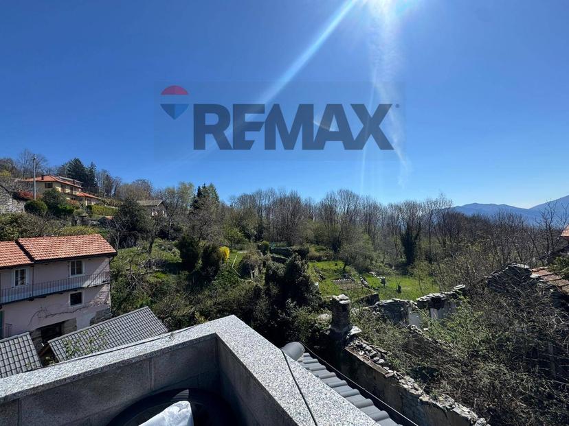Casa indipendente in Via Cecicilia Coretta, Trarego Viggiona — foto 4 di 5