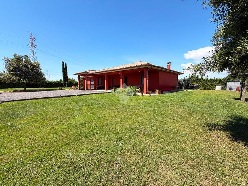 Villa in Strada Vulci, Montalto di Castro — foto 5 di 5