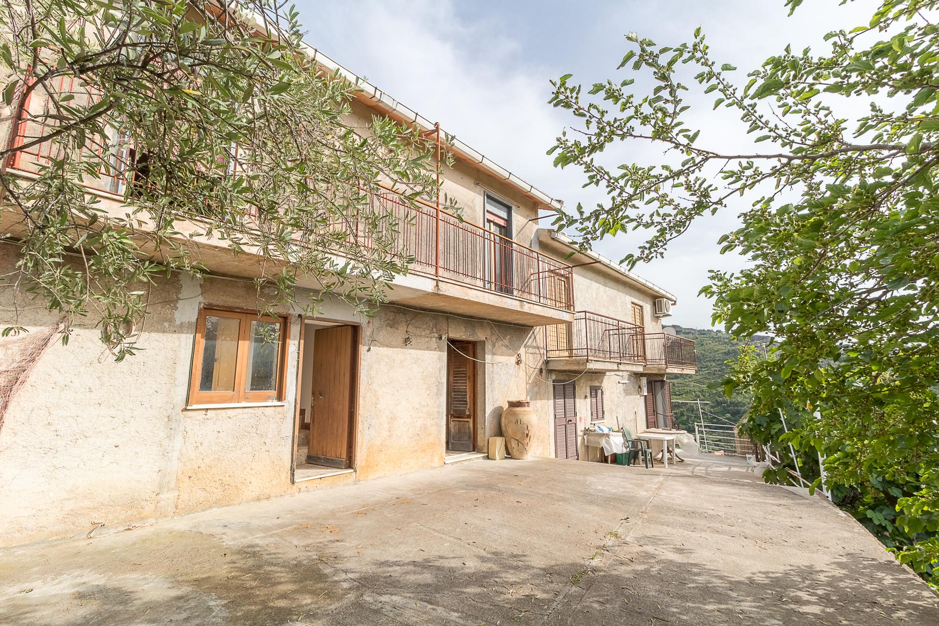 Trilocale in Contrada Campella 1, Cefalù