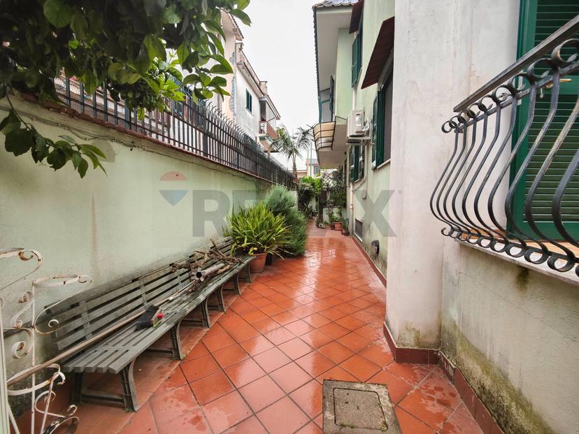 Villa in Via Don Luigi Sturzo 25, Arzano — foto 5 di 5