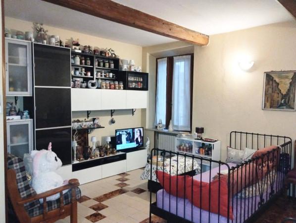 Quadrilocale in Via Enrico Ferri 25, San Benedetto Po — foto 2 di 5