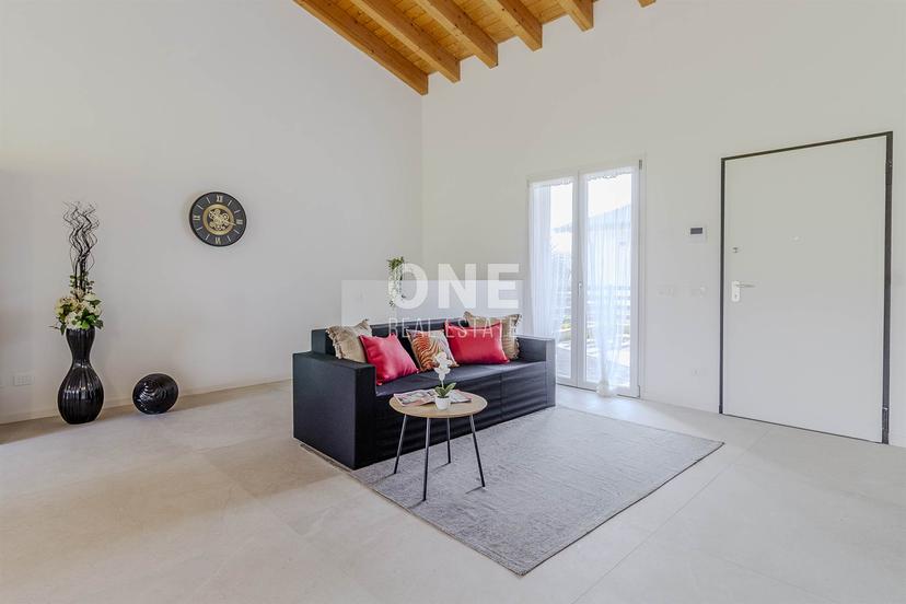 Villa a schiera in Via Leonardo da Vinci, Pontirolo Nuovo — foto 2 di 5