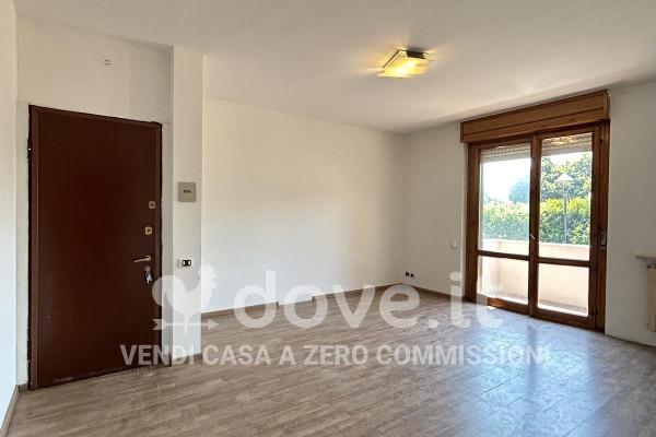 Trilocale in Via Raffaello Sanzio 5, Romentino — foto 4 di 5
