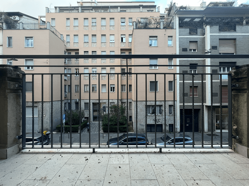 Trilocale in Viale Certosa 14, Milano