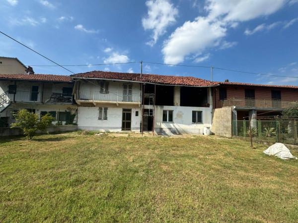 Cascina in Località Maghini 8, Ceresole Alba