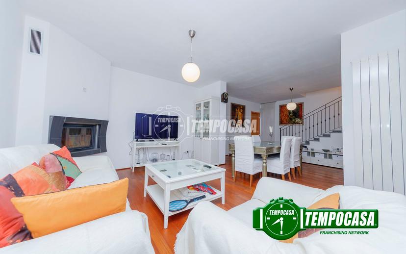 Villa in Piazza Purificazione Maria Vergine, Landriano — foto 2 di 5