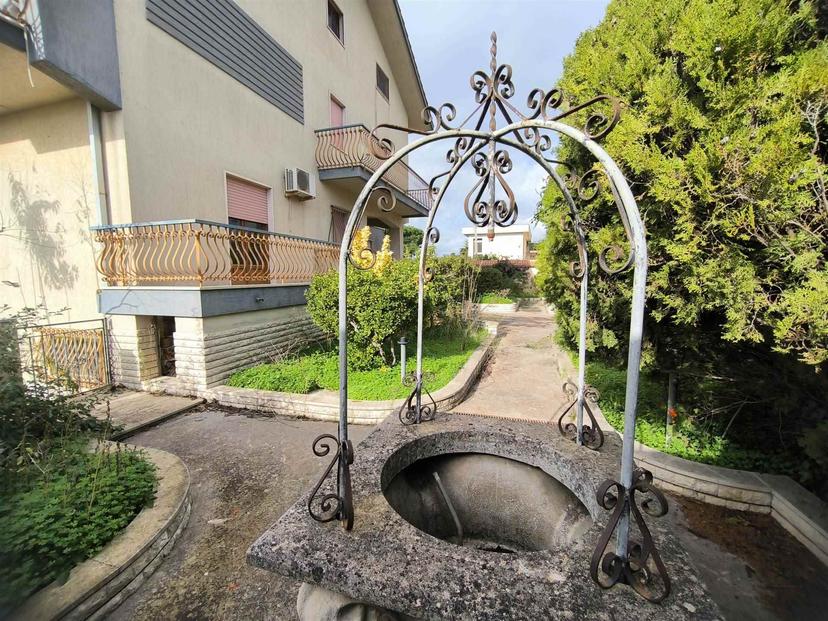 Villa, Salemi