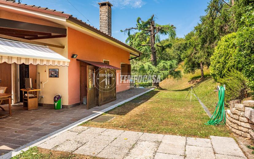 Villa in Via Tortia 7, San Zeno di Montagna — foto 4 di 5