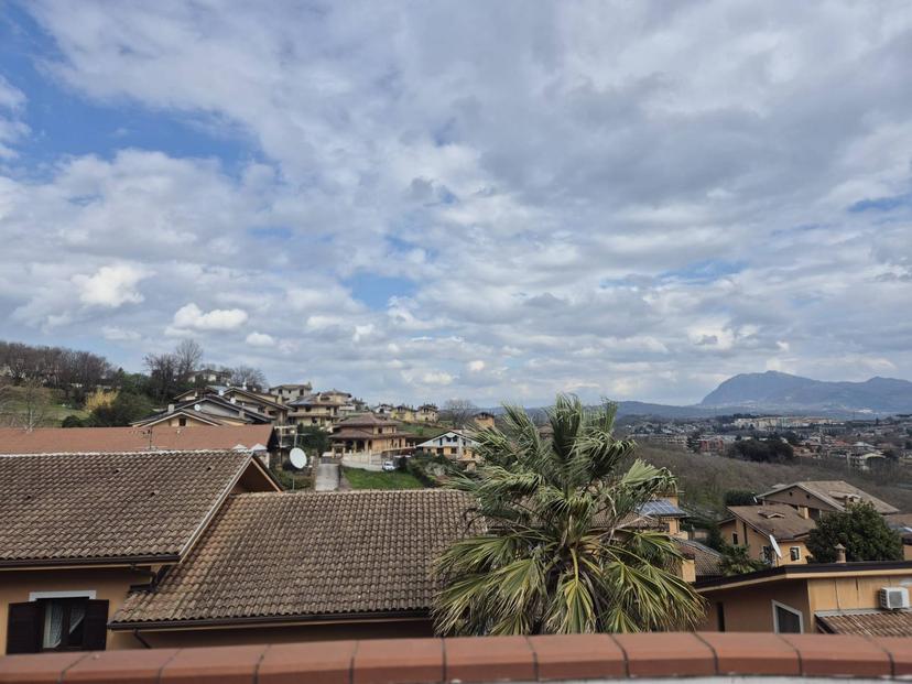 Villa in Contrada Pennini 100 T, Avellino — foto 3 di 5