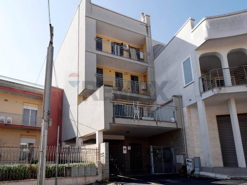 Quadrilocale in Castellana 26, Turi — foto 3 di 5