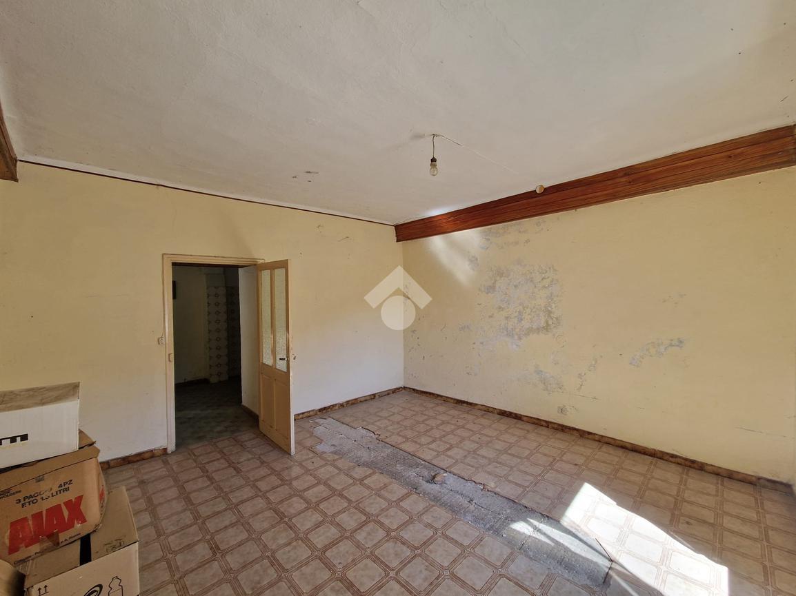 Casa indipendente in Via Aie, Molini di Triora