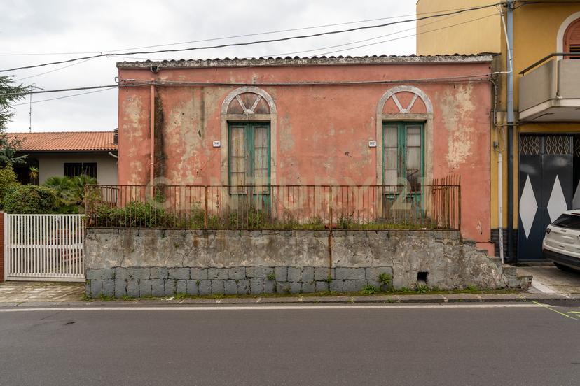 Casa indipendente in Via Armando Diaz 262, Zafferana Etnea — foto 2 di 5