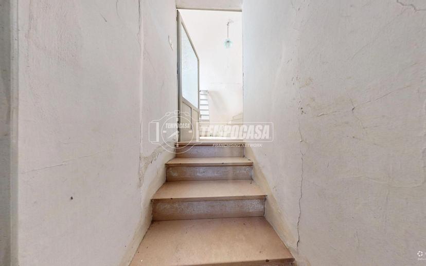 Casa indipendente in Via Madonna delle Grazie, Turi — foto 3 di 5