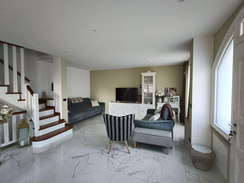 Villa a schiera in Località Grange, Saint-Marcel