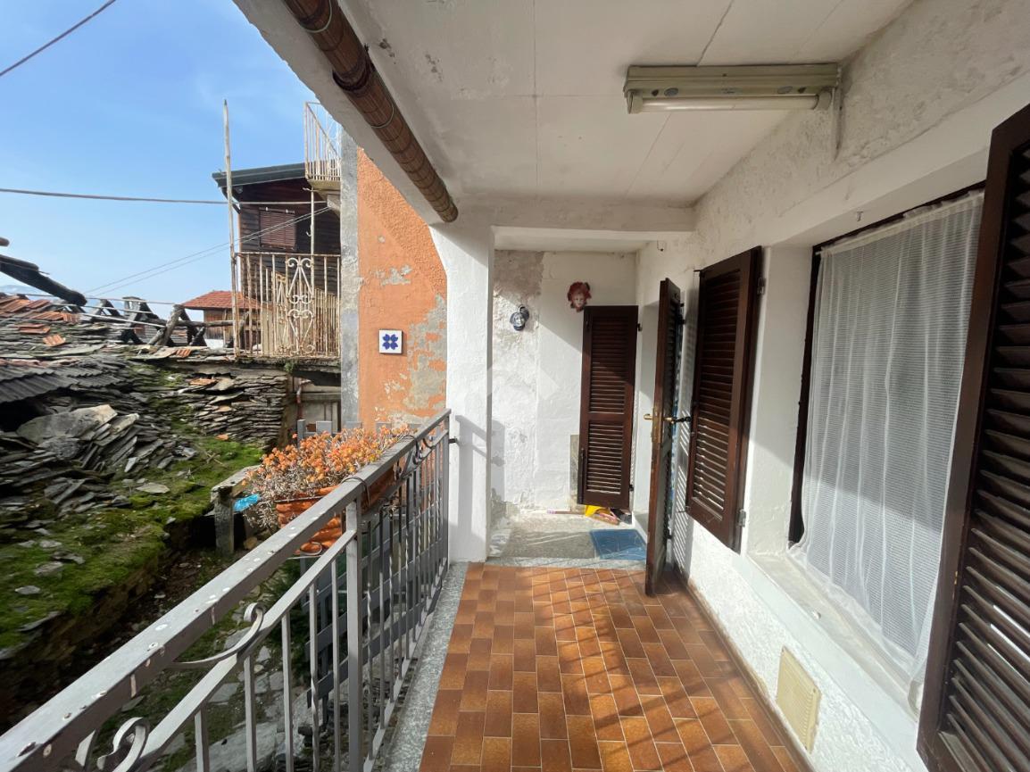 Casa indipendente in Via Montebello 10, Cossogno