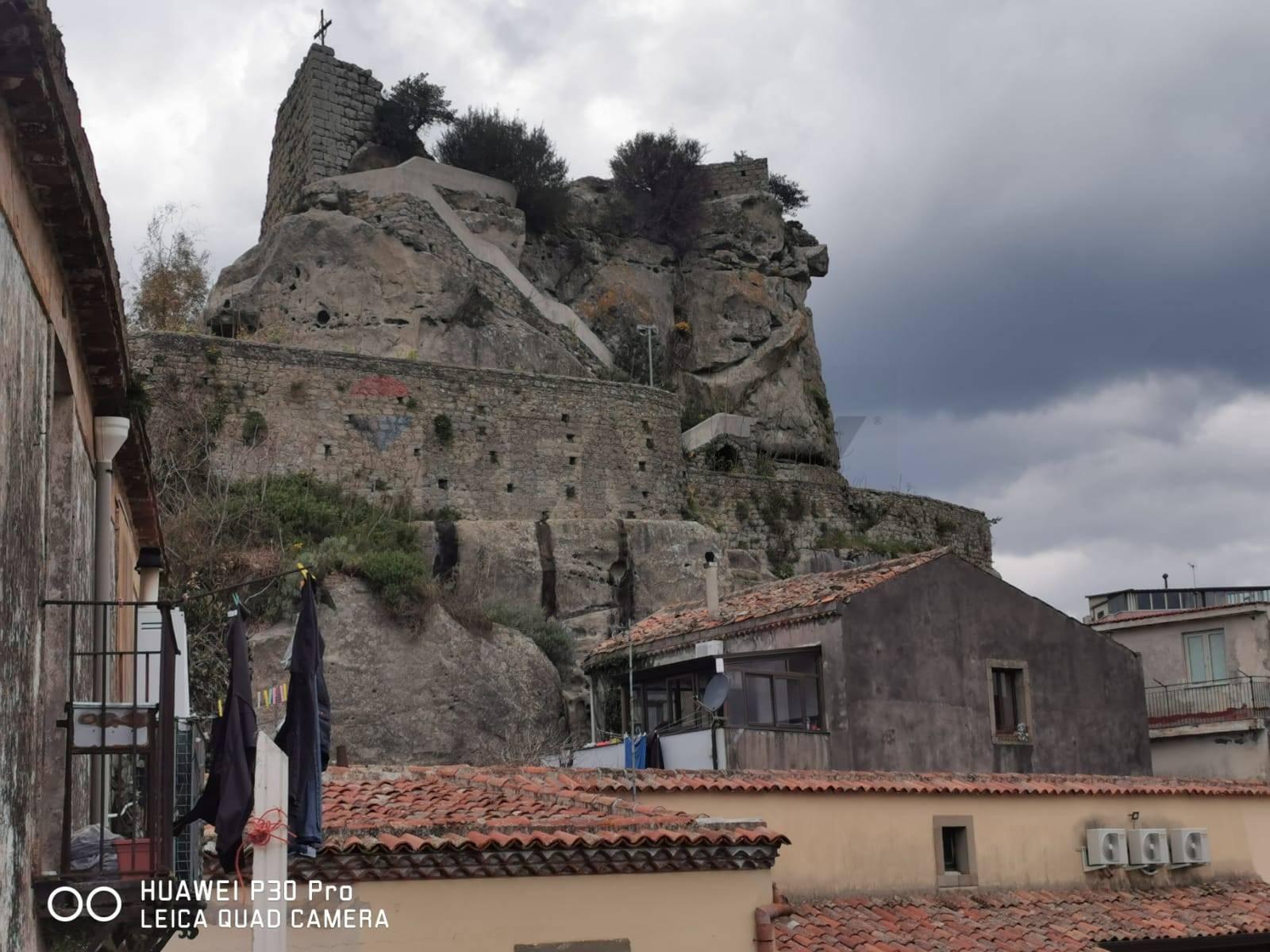 Casa indipendente in Via Savoia 8, Castiglione di Sicilia