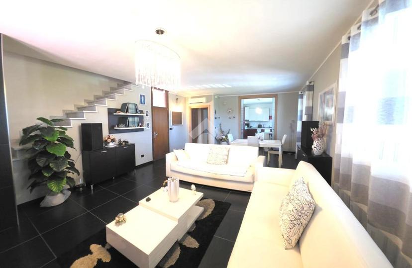Villa in Via Osteria del Bagno, Rimini