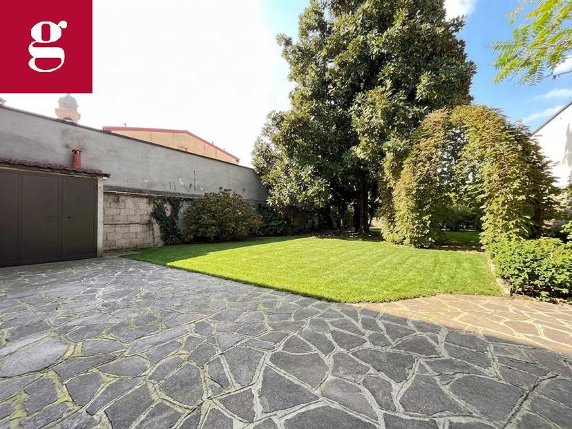 Villa bifamiliare in Via Monsignor Paleari  13, Pogliano Milanese — foto 2 di 5