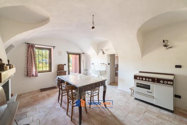 Cascina in Via Vecchia di San Vitale 51, Busca