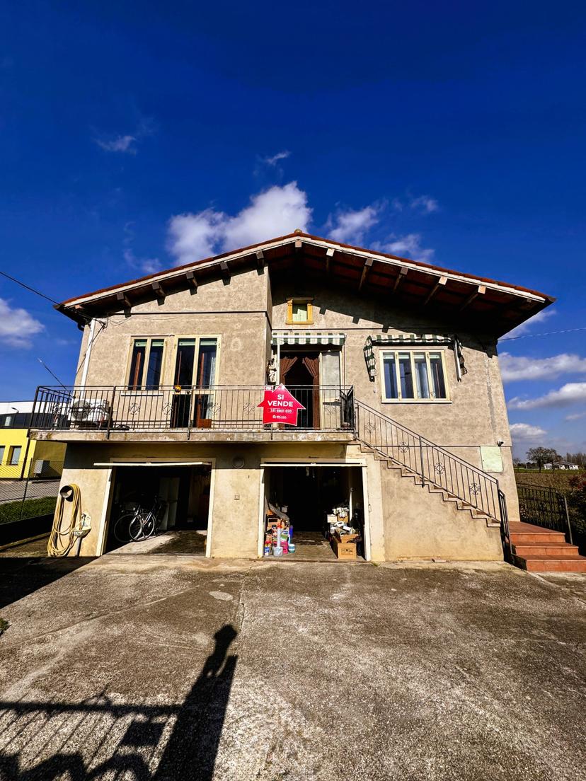 Casa indipendente in Via Finale, Villa Estense — foto 2 di 5