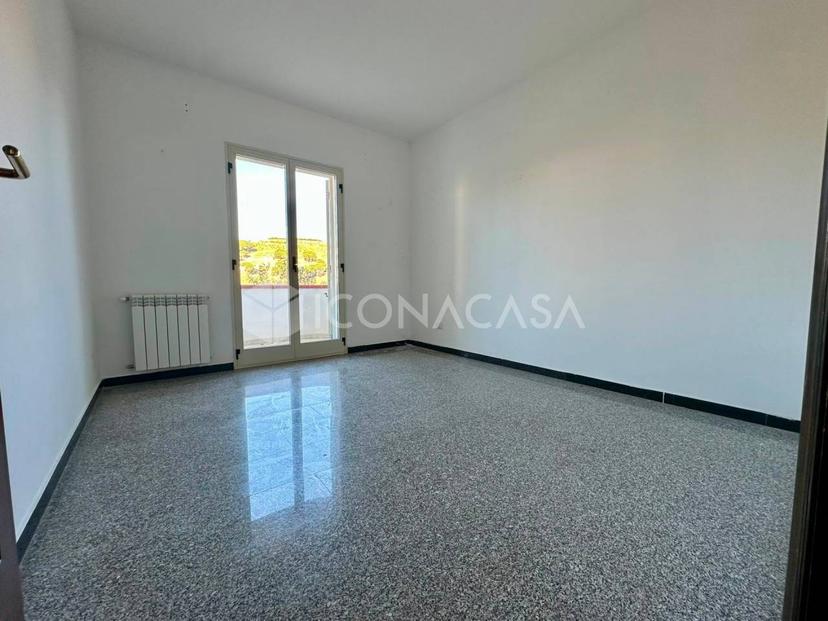 Trilocale in Contrada Pietrastorta 40, Reggio di Calabria — foto 4 di 5
