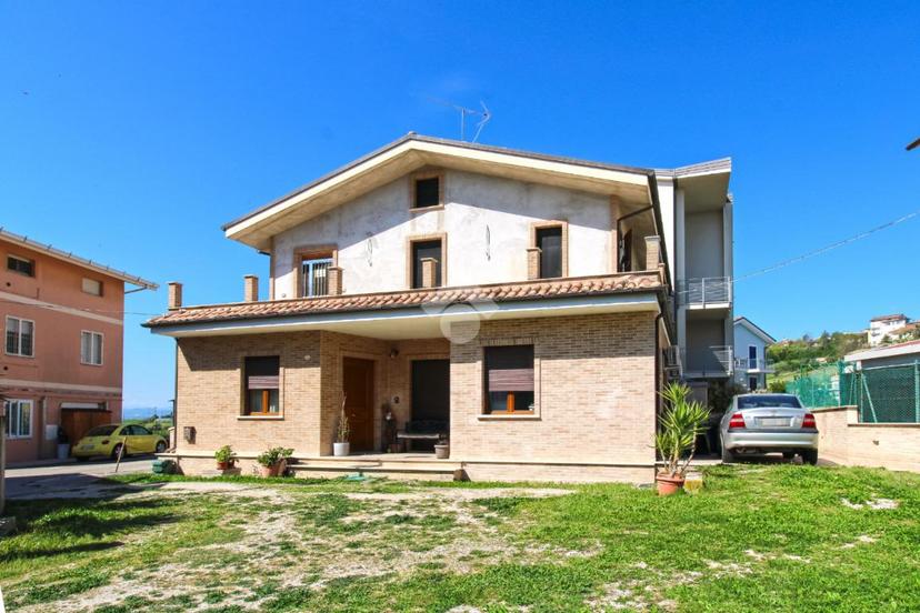 Quadrilocale in Via Tevere 34, Monte Urano — foto 2 di 5