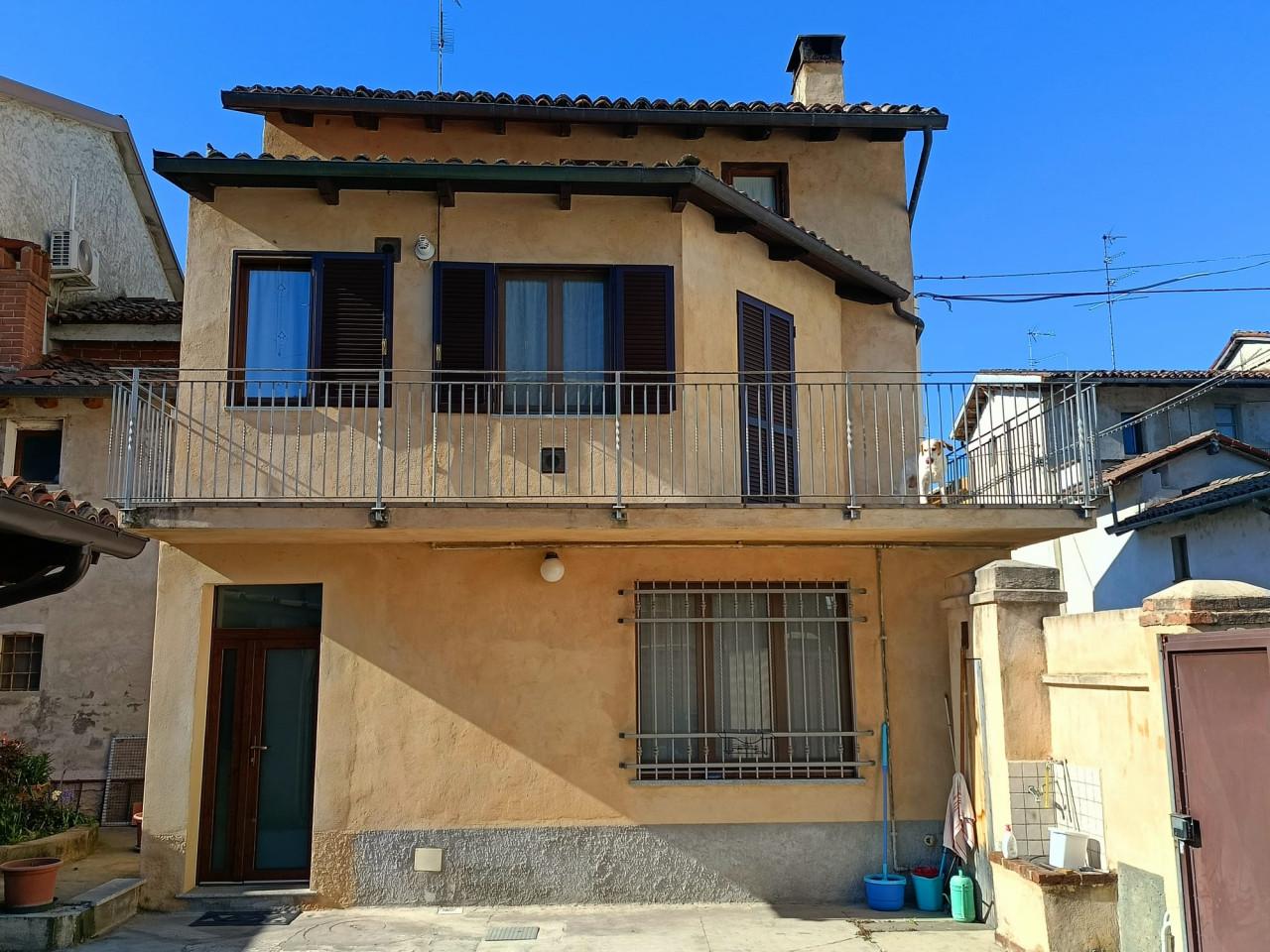 Casa indipendente in Via Giovanni Pietro Gallo  13, Morano sul Po