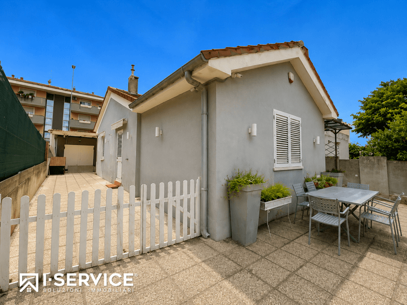 Casa indipendente in Via Niccolò Tommaseo 91, Rimini — foto 4 di 5