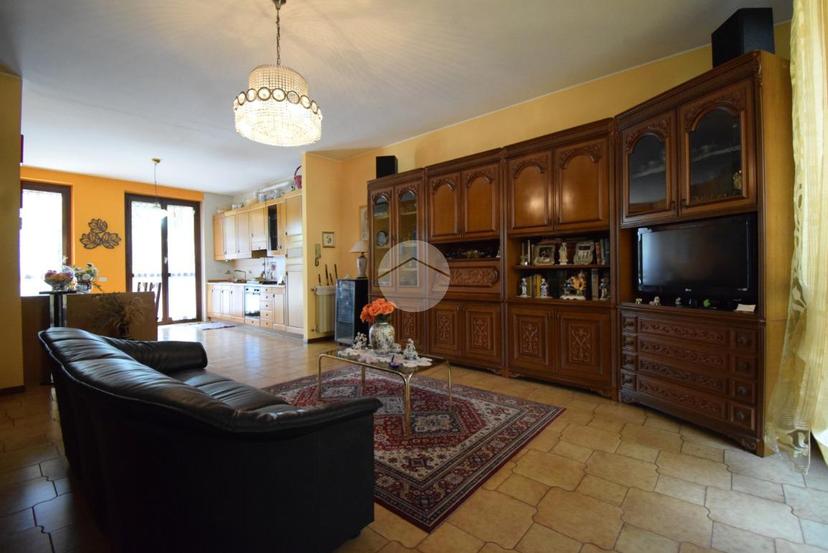 Villa a schiera in Via G. Matteotti, Agrate Brianza — foto 4 di 5