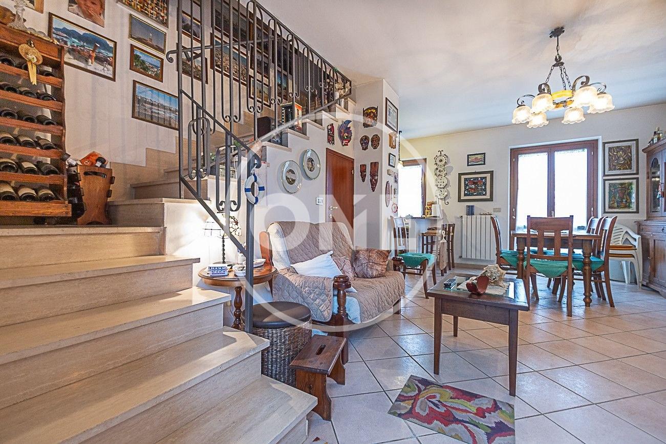 Villa a schiera in Via San Matteo 32, Sant'Eufemia a Maiella