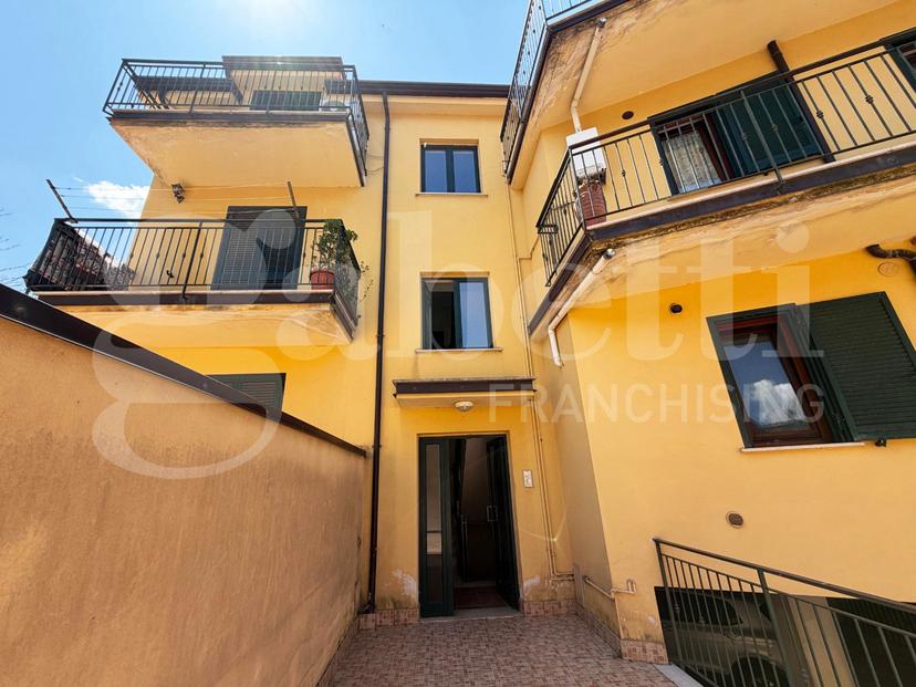 Trilocale in Via Giacomo Matteotti  58, Piedimonte Matese — foto 2 di 5