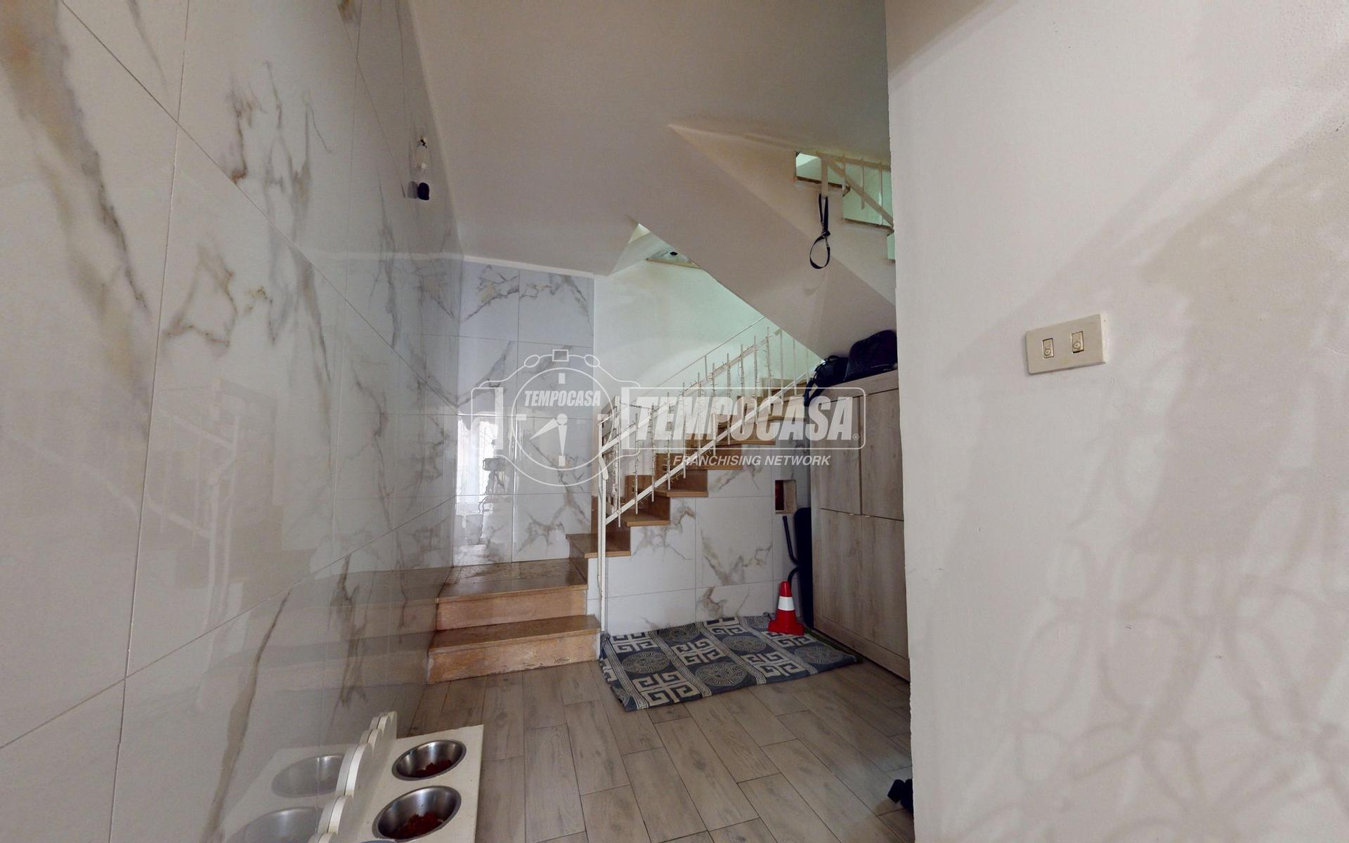 Casa indipendente in Via Pantoscia 8, Rutigliano