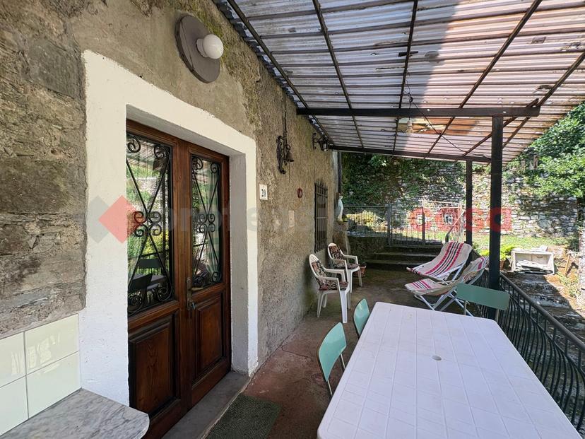 Terratetto unifamiliare in Via Cà dei Ciani 20, Fabbriche di Vergemoli — foto 2 di 5