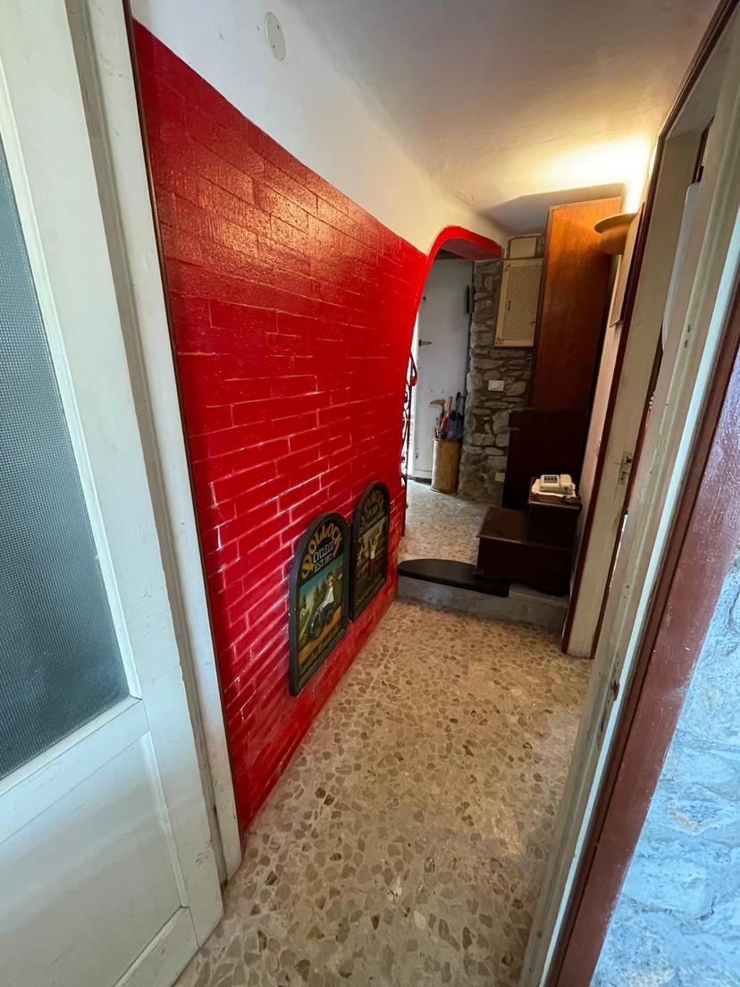 Casa indipendente in Via Mazzini 47, Ameglia