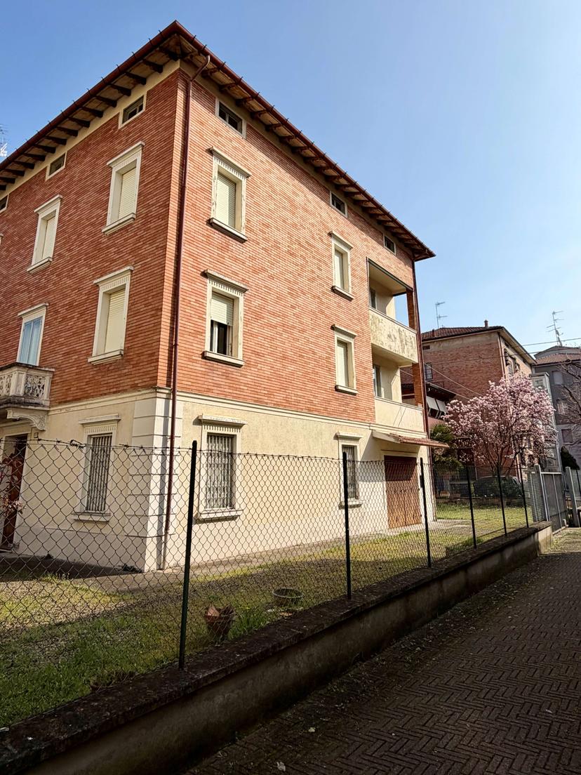 Villa in Via col di Lana 36, Reggio nell'Emilia — foto 4 di 5