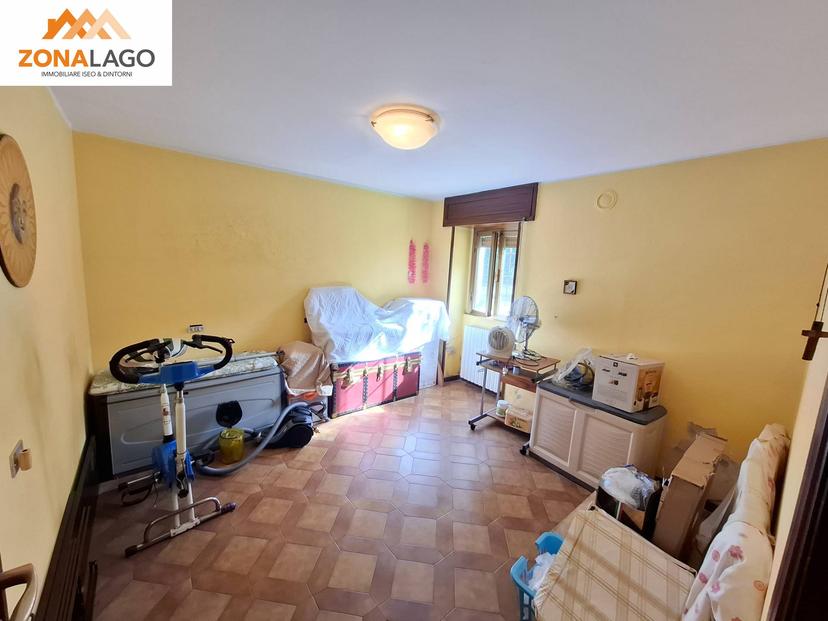 Trilocale in Via Mazzini 22, Marone — foto 4 di 5