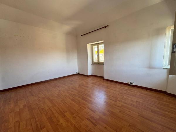Villa bifamiliare in Via Donato Donatelli 14, Stella — foto 2 di 5