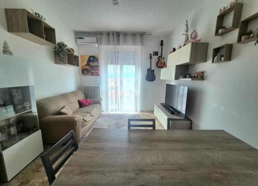 Trilocale in Via Piave 2, Roncello — foto 3 di 5