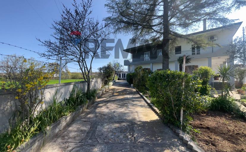 Villa, Santeramo in Colle — foto 4 di 5