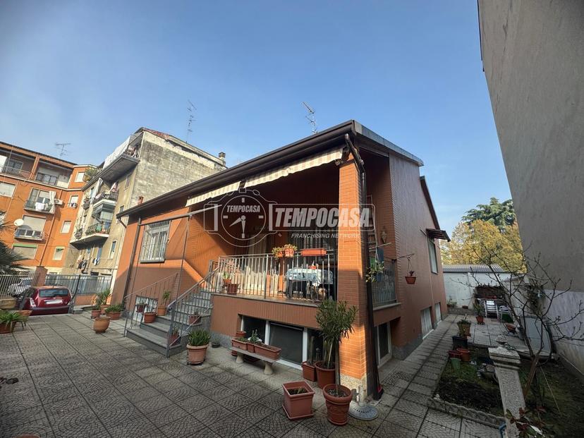 Villa in Via Gorizia 171, Baranzate — foto 3 di 5