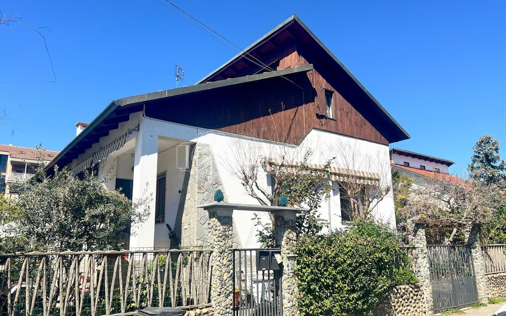 Villa a schiera in Via Domenico Berti 39, Orbassano