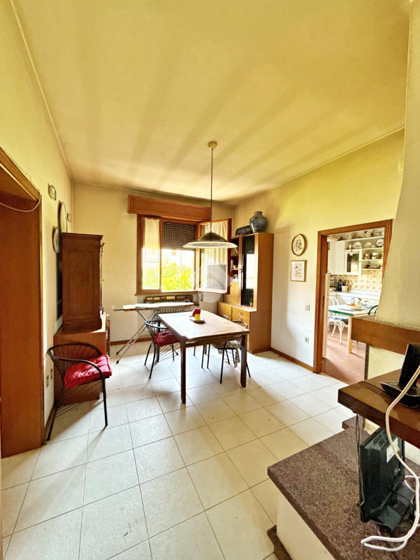 Villa in Via Risara 1, Montelabbate