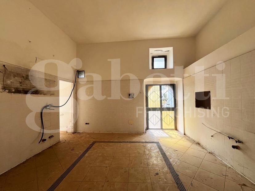 Casa indipendente in Via Mazzeo, Sparanise — foto 3 di 5