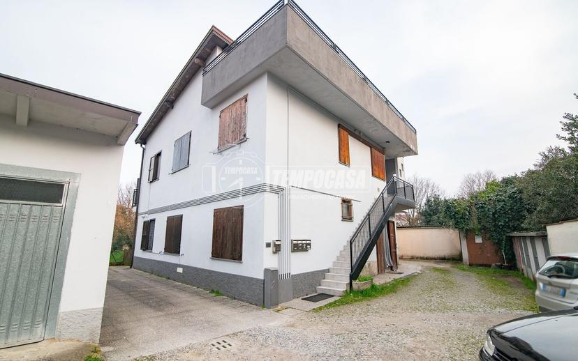 Trilocale in Locatelli, Fara Gera d'Adda — foto 2 di 5
